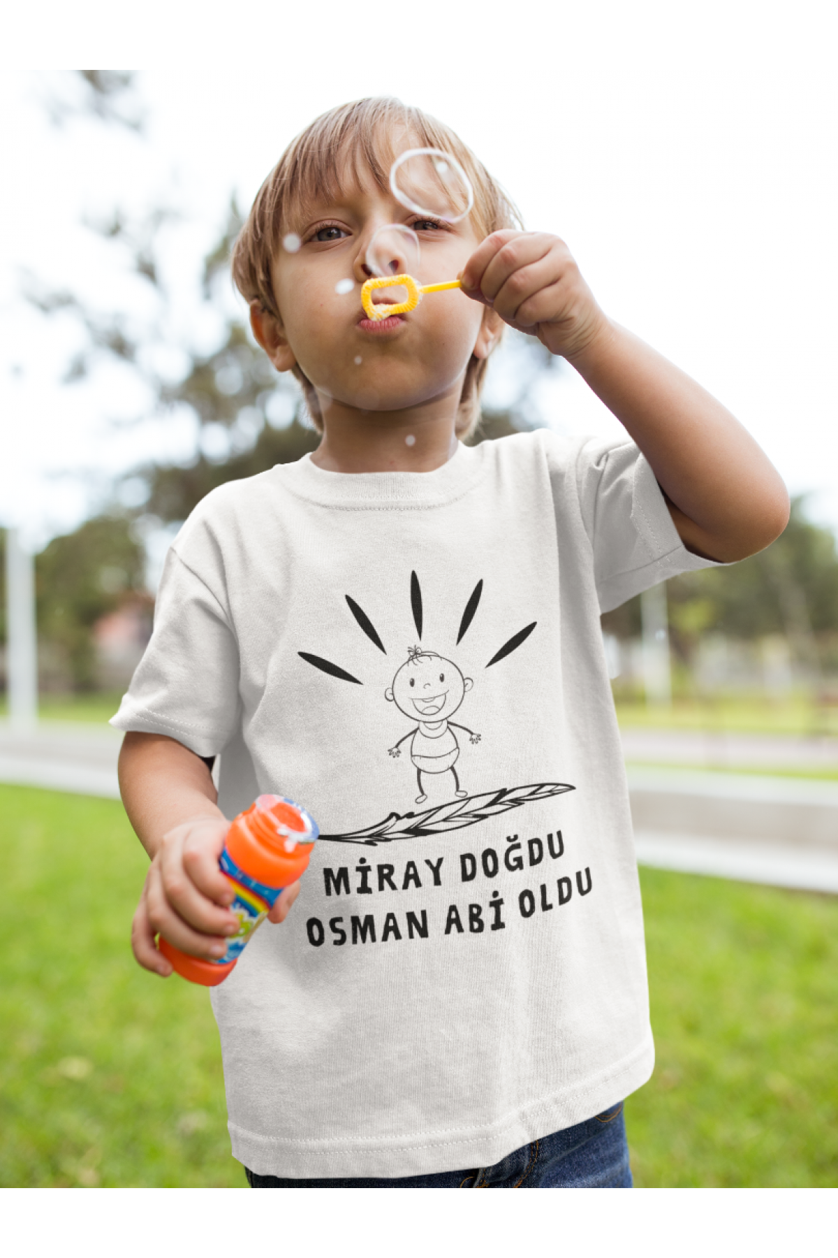 Abi Oldu Yazılı Kişiye Özel Çocuk Tişörtü Karikatür bebek