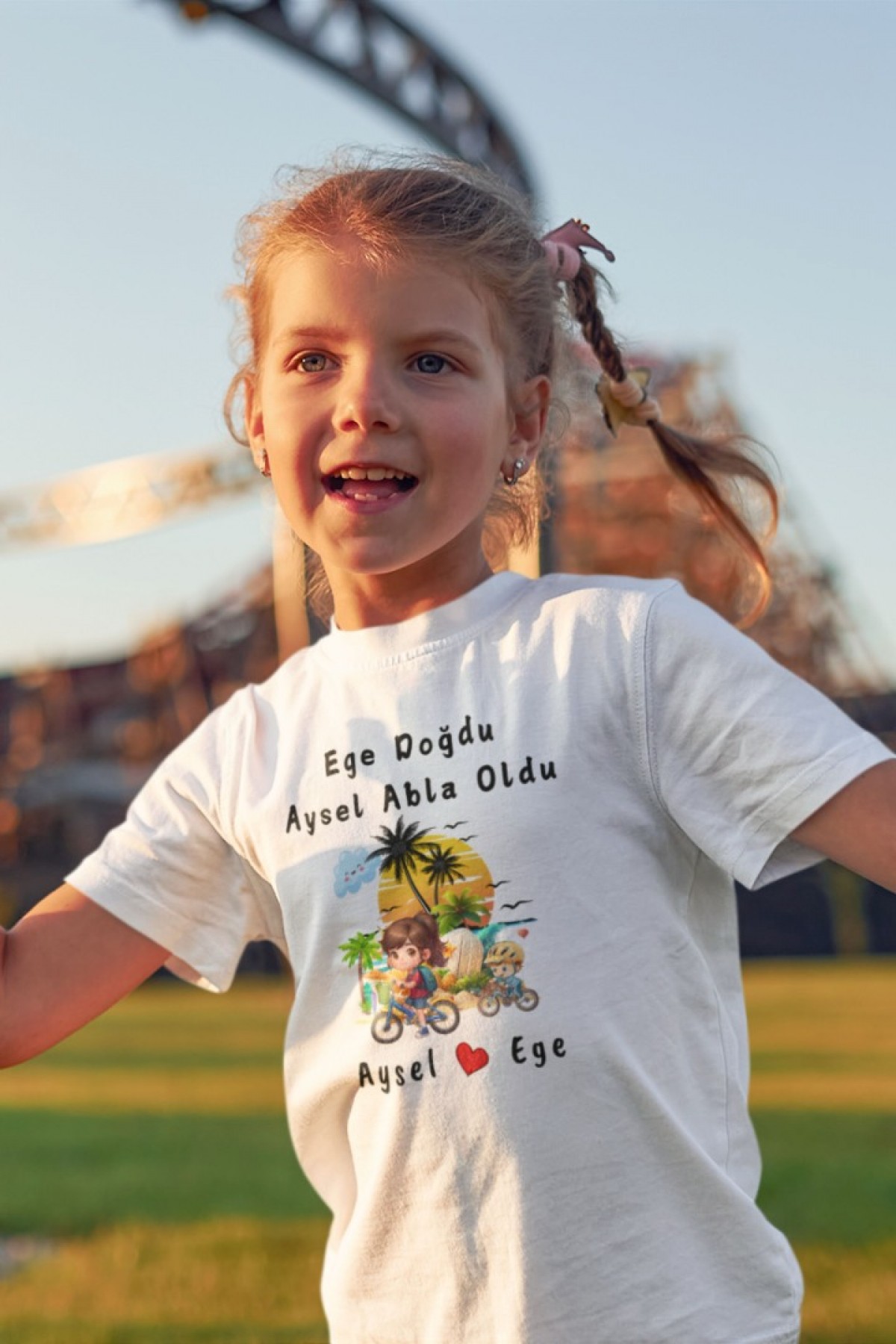 Abla Oldum Sahil temalı  Yazılı Kişiye Özel Çocuk Tişörtü