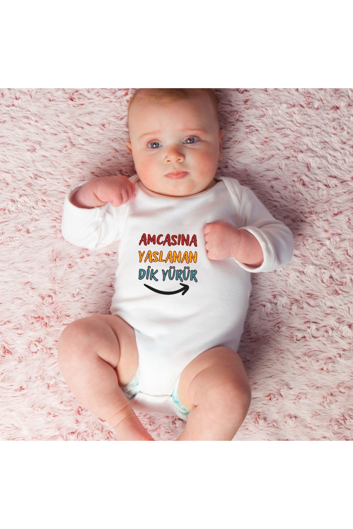 Amcasına Yaslanan Dik Yürür Yazılı Kişiye özel Bebek Zıbın