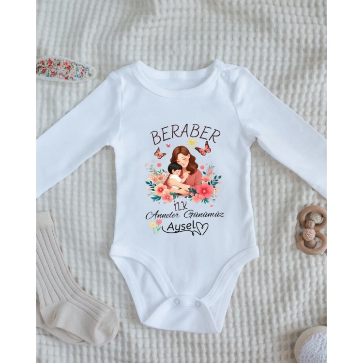 Benimle İlk Anneler Günü Yazılı Kişiye özel Bebek Zıbın-1 %100 Pamuk Benimle İlk Anneler Günü Yazılı Kişiye özel Bebek Zıbın-1 %100 Pamuk