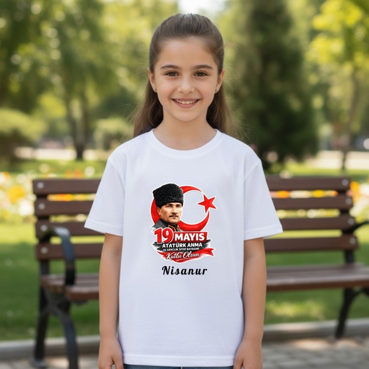 19 Mayıs Kişiye Özel İsimli Çocuk Tişörtü – Atatürk Baskılı %100 Pamuk Tişörtü